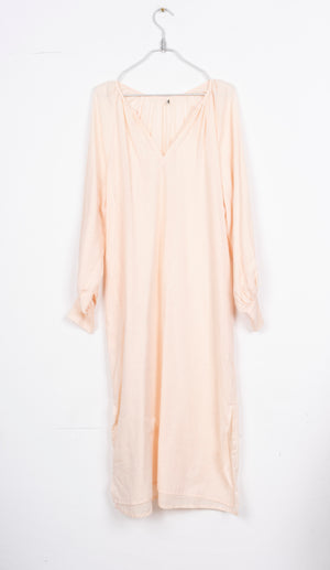VESTIDO ROSA NUDE