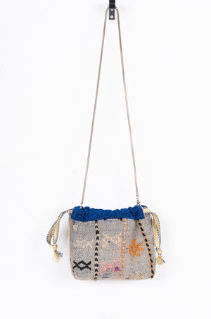 KILIM POUCH AZUL GRISÁCEO BORDADO
