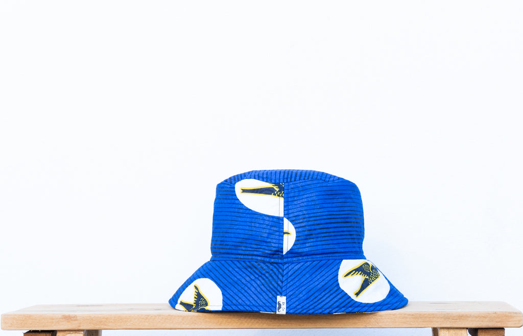 AFRICA HAT AZUL Y BLANCO