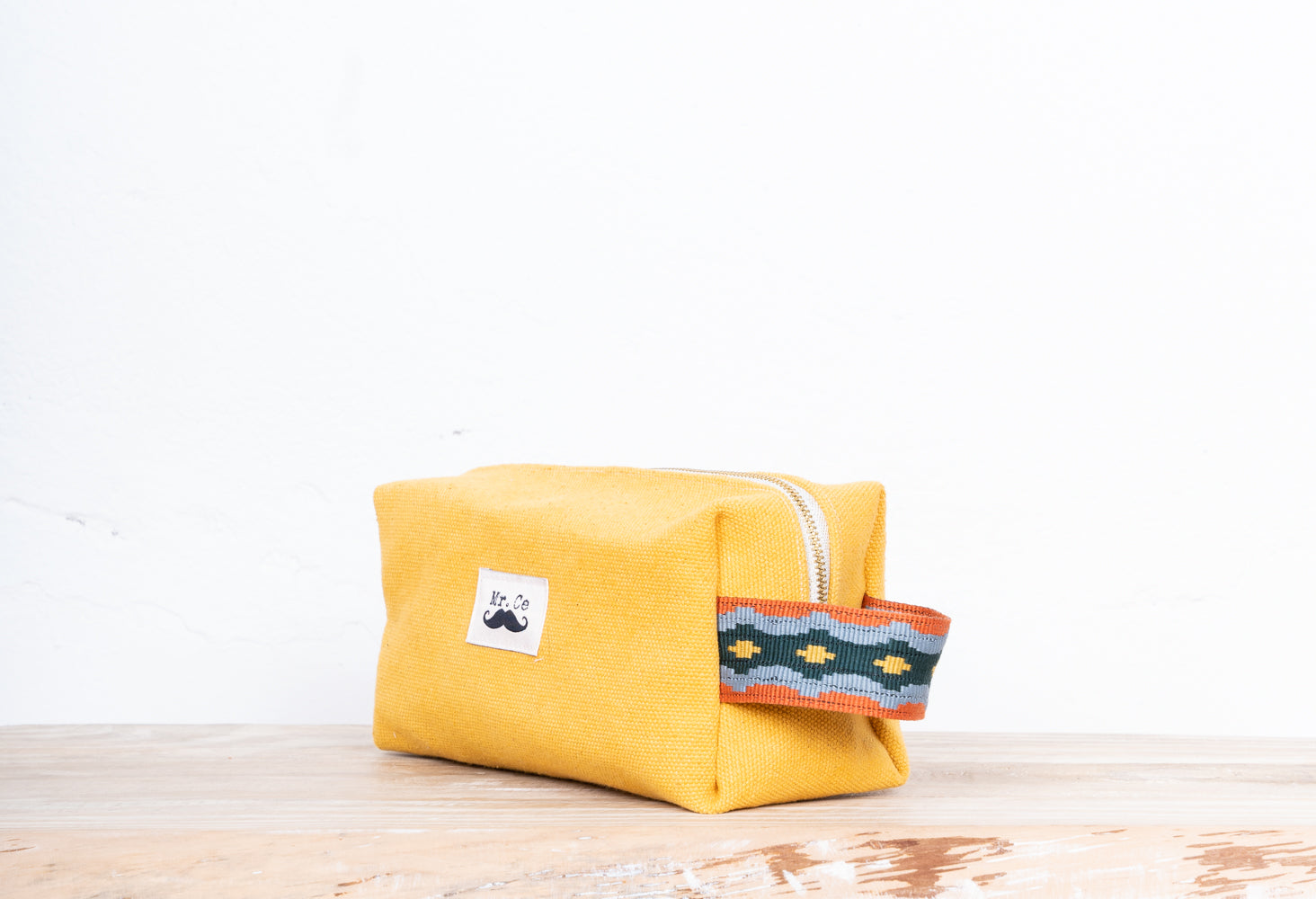 NECESER ETHNIC AMARILLO