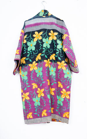 Kimono malva con flores amarilloso
